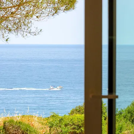 The Oceanfront Vr114