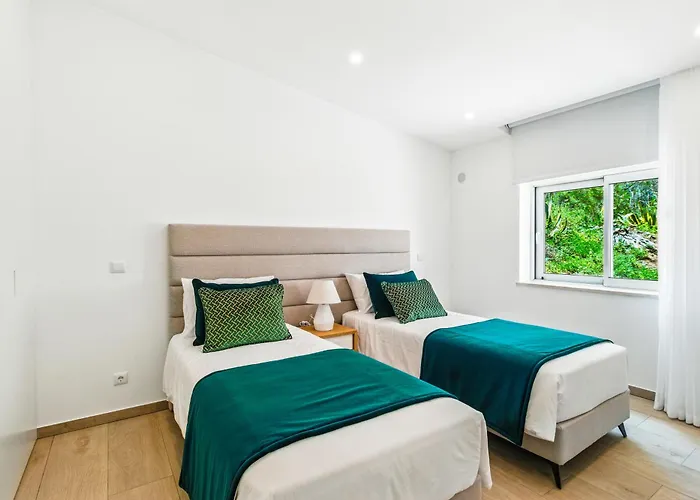 The Oceanfront Vr114